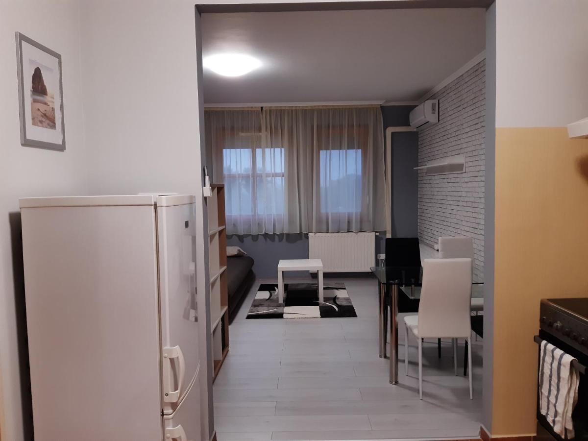 Pipacs Daire Bekescsaba Dış mekan fotoğraf